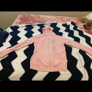 Girl pwr zip up.